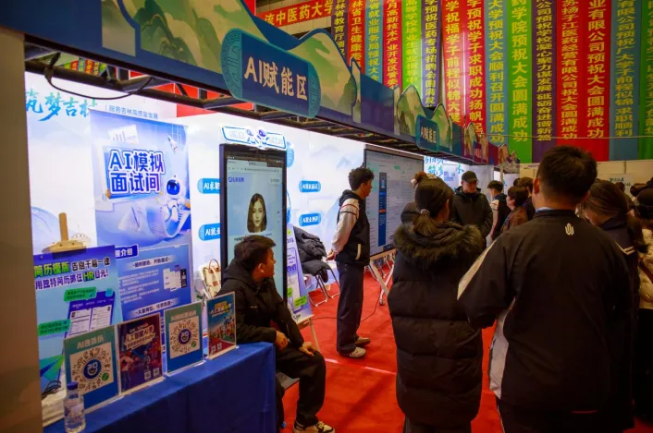 1761532063968035765.png image.png