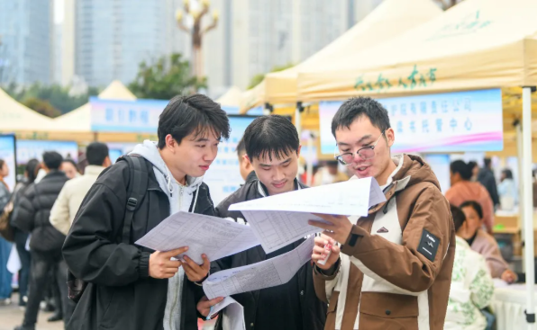 1774575003782024354.png image.png